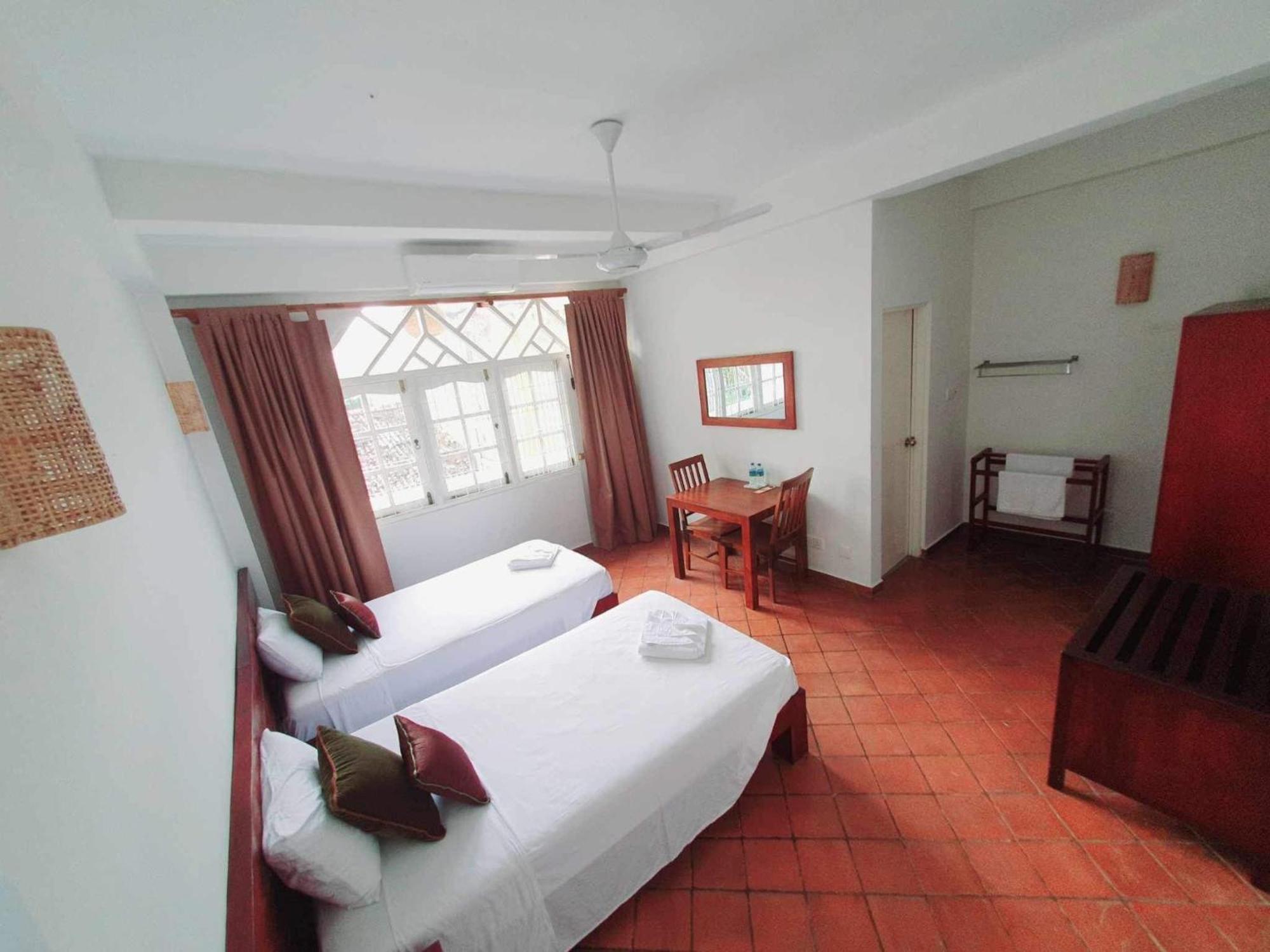 Hotel Mountbaylk Dehiwala-Mount Lavinia Esterno foto
